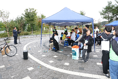 사랑드리봉사회와 함께하는 '초록발거음' (4).JPG