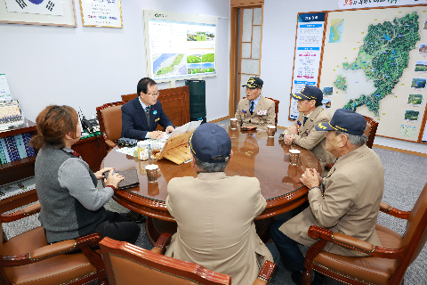 월남전참전자회 완주군지회 성금 전달식 (6).JPG