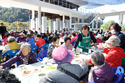 소양면 사랑의 밥차 행사 (33).JPG