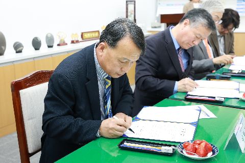 독서국가 완주 추진 협의회 업무협약 (8).JPG