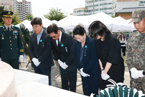 현충일 추념 행사 (88).JPG