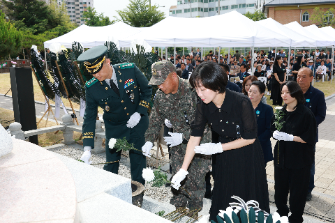 현충일 추념 행사 (82).JPG