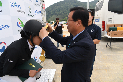 제3회 완주 군수배 승마대회 (38).JPG