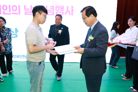 장애인의날 행사 (26).JPG