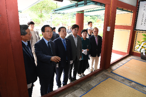 완주독립운동추모공원 재능기부 현판 기부식 (36).JPG