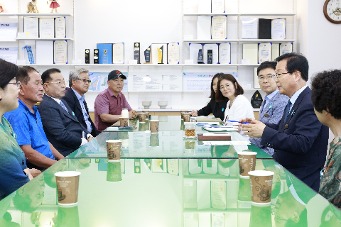 고산면 화재피해가구 기부금 전달식 (10).JPG