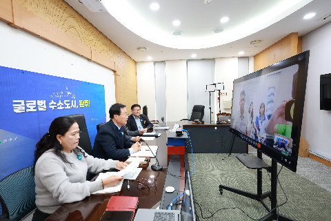 외국인 계절근로자 필리핀 룬시&완주군 영상 업무협약 (2).JPG