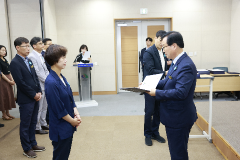 하반기 사령교부 6급이상 (96).JPG