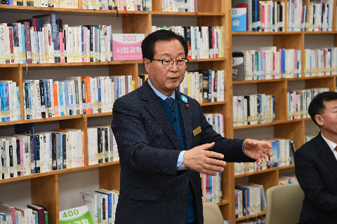 철쭉작은도서관 새단장 재 오픈식 (11).JPG