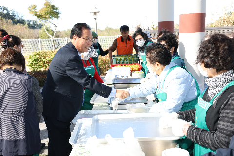 소양면 사랑의 밥차 행사 (3).JPG