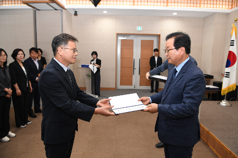 하반기 정기인사 사령교부 (40).JPG