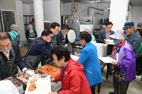 고산경로식당 오픈식 (29).JPG