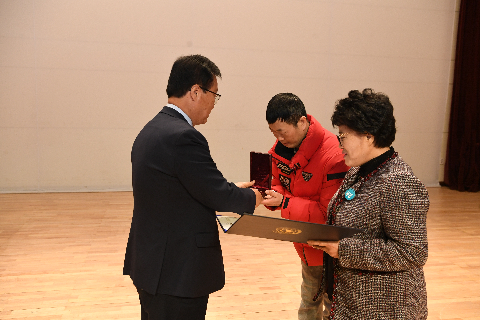 4월 직원월례회 (11).JPG
