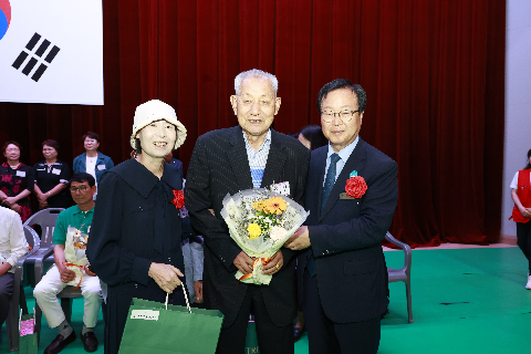 효도대상 시상 및 어르신 위안행사 (67).JPG