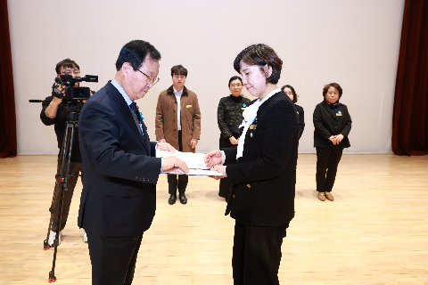 종무식 및 문성철 부군수 이임식 (148).JPG