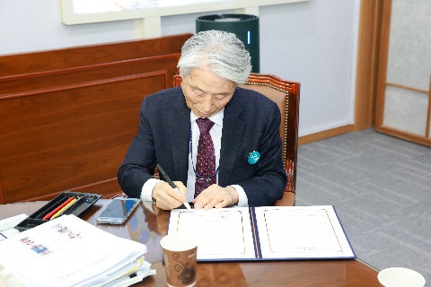 지식재산 전문 서비스 협력을 위한 업무협약식 (8).JPG