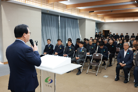 완주군-(사)기본사회 업무협약식 (8).JPG