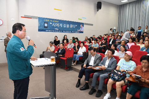 도종환 시인 초청강연 (10).JPG