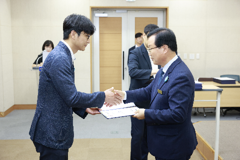 하반기 사령교부 6급이상 (134).JPG