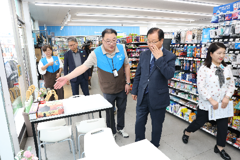 아동친화편의점 1호점 오픈식 (23).JPG