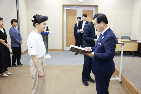 하반기 사령교부 6급이상 (170).JPG
