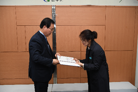완주군 사회적경제 육성위원회 위촉식 (13).JPG