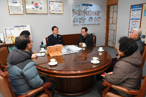 봉서골 도계마을 영농조합법인 성금 전달식 (6).JPG