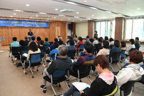 충남 아산시학교 교(원)장 완주군 방문 (7).JPG