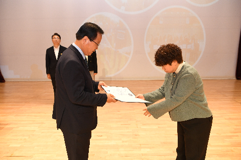직원월례회 (15).JPG