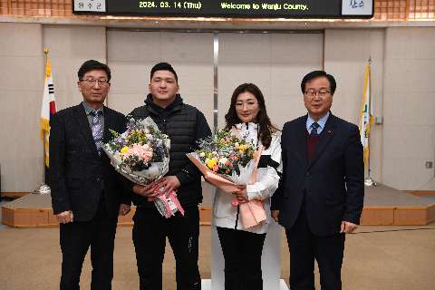 공공형 계절근로자 입국 환영행사 (4).JPG