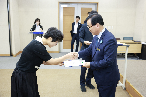 하반기 사령교부 6급이상 (196).JPG