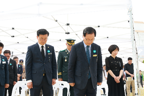 현충일 추념 행사 (15).JPG