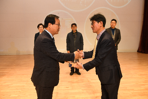 직원월례회 (36).JPG