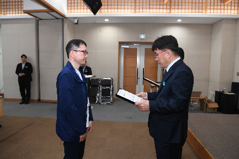 시설관리공단 직원 임용식 및 윤리경영 헌장선포 (66).JPG