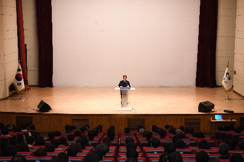 직원월례회 (51).JPG