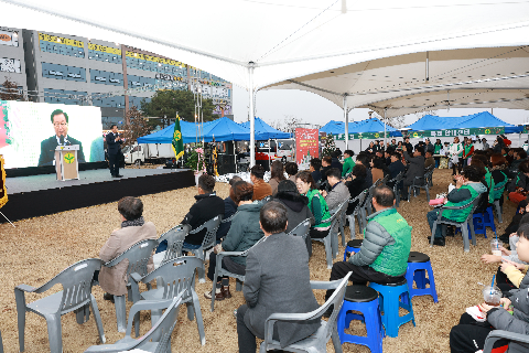 완주군 새마을지도자대회 & 크리스마스 축제 (104).JPG