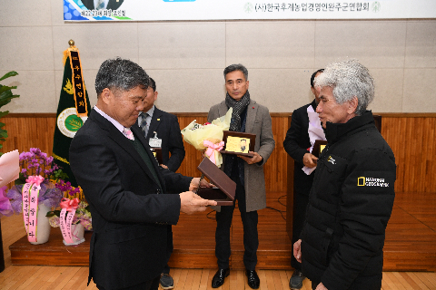 후계농업경영인 완주군연합회장 이·취임식 (10).JPG