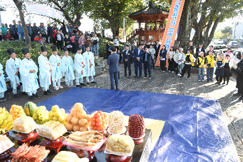 10.10 봉동읍민의날 당산제 (21).JPG